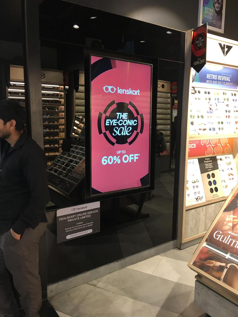 Eye-conic Sale Signage